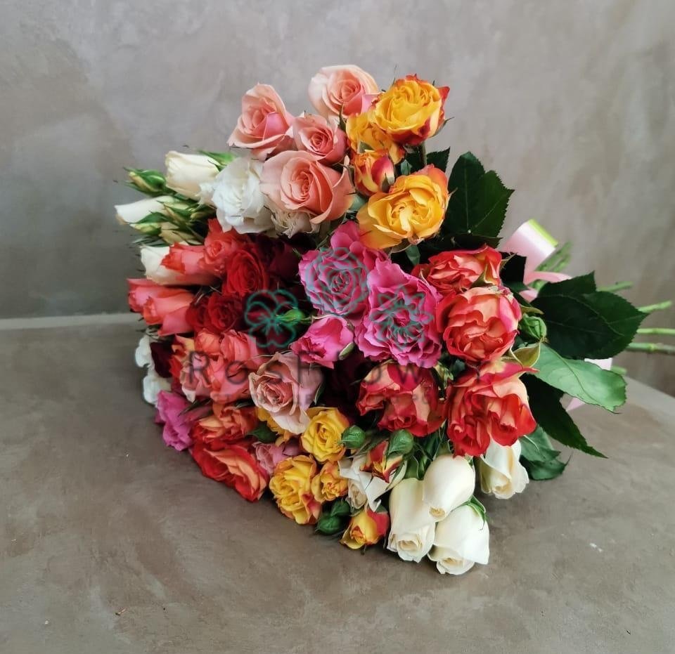 Букет цветов из: Розы в Мокве 1-ой