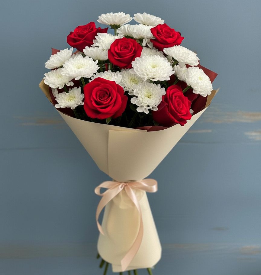 Букет цветов из: Розы и Хризантемы в Мокве 1-ой