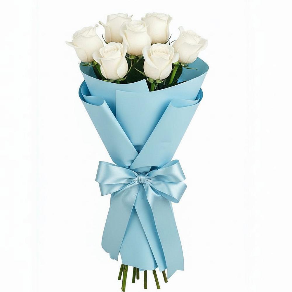 Букет 7 белых роз Проуд в Мокве 1-ой