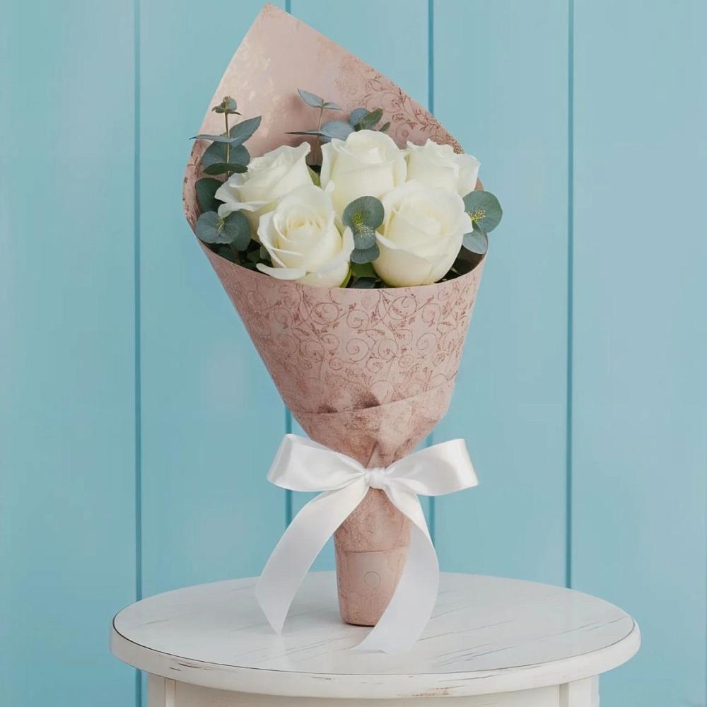 Букет цветов из: Розы в Мокве 1-ой