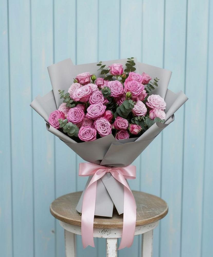 Букет цветов из: Розы в Мокве 1-ой