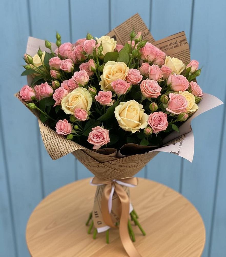 Букет цветов из: Розы в Мокве 1-ой