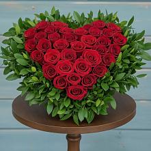 Цветочная композиция из Розы в виде сердца #REPLACE_PRED# Мокве 1-ой