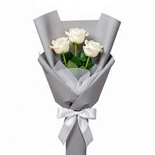 Букет 3 белые розы #REPLACE_PRED# Мокве 1-ой