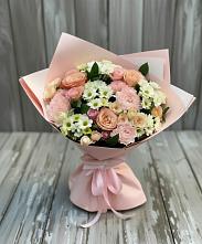Букет цветов из:  Гвоздики, Розы и Хризантемы в Мокве 1-ой