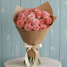 Букет цветов из:  Розы в Мокве 1-ой