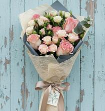 Букет цветов из:  Розы #REPLACE_PRED# Мокве 1-ой