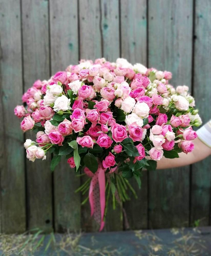 Букет Розовые кустовые розы Натали и Лав Лидия в Мокве 1-ой