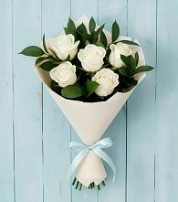 Букет цветов из:  Розы в Мокве 1-ой