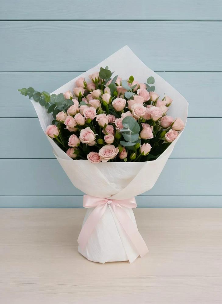 Букет цветов из: Розы в Мокве 1-ой