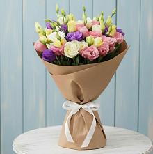 Букет цветов из:  Лизиантусы в Мокве 1-ой